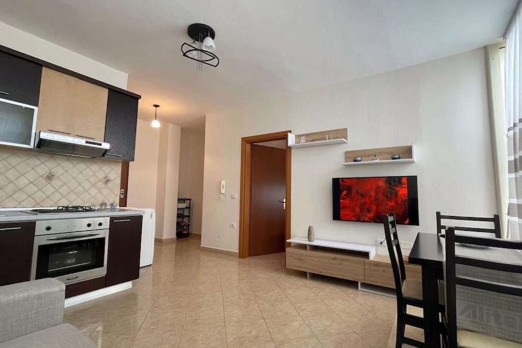 Apartment Balliu Golem (Tirana)